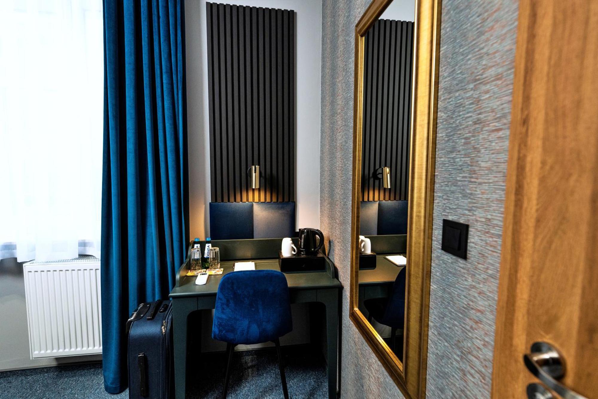 Elegant Apartments พอซนาน ภายนอก รูปภาพ